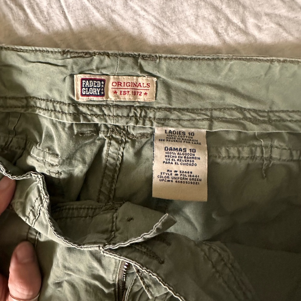 Olive green cargo pants - Picture 6 of 6